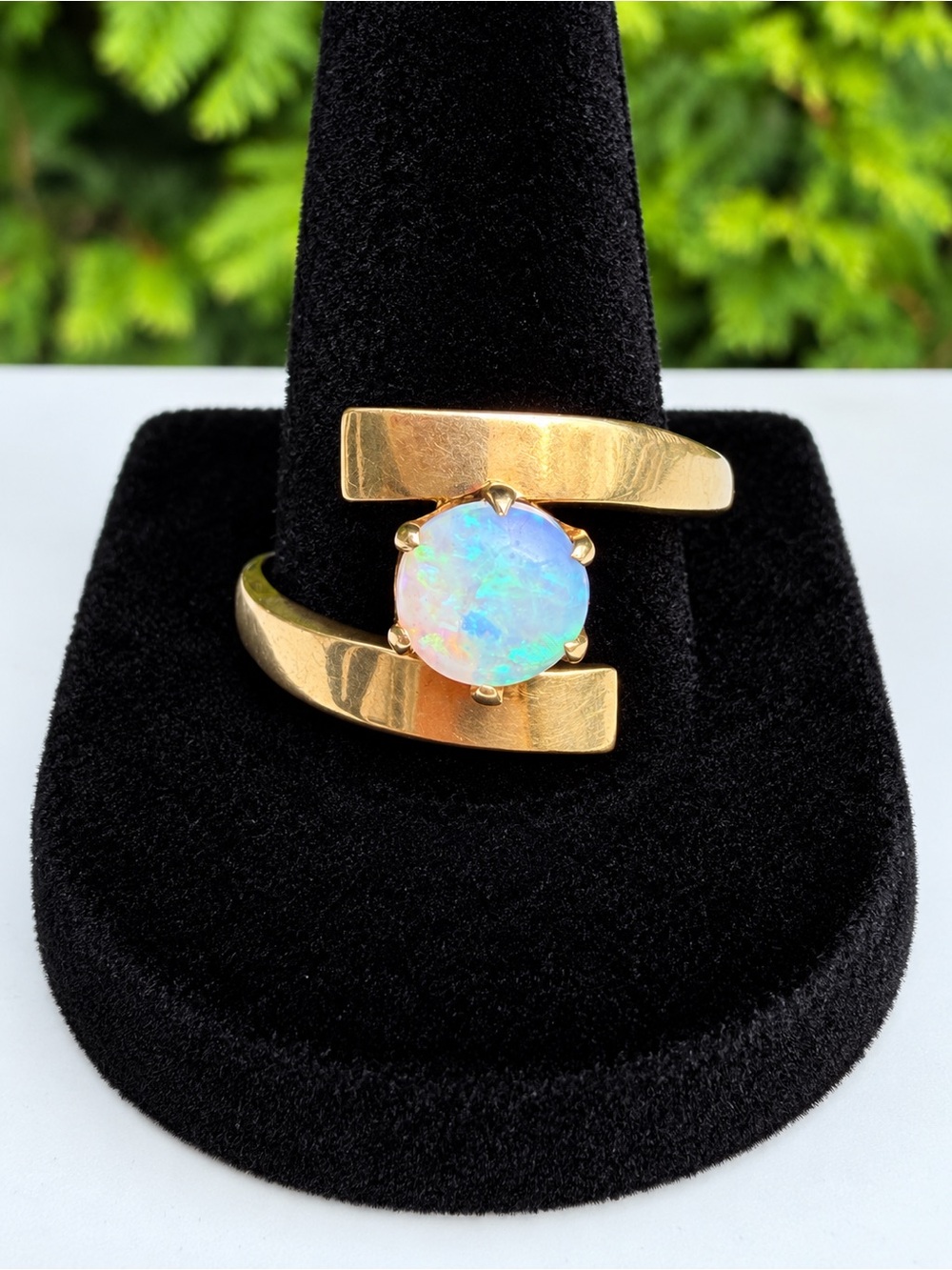Vintage 14K Yellow Gold Natural Opal Modernist Bypass Ring – 4.92g – Size 9.75